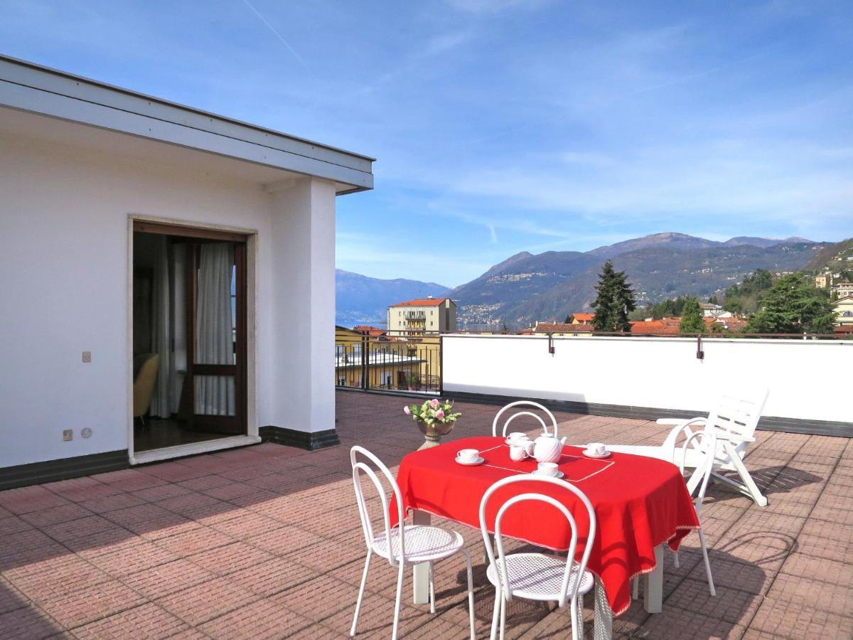 Locazione Turistica Ferragosto Appartement Luino Buitenkant foto