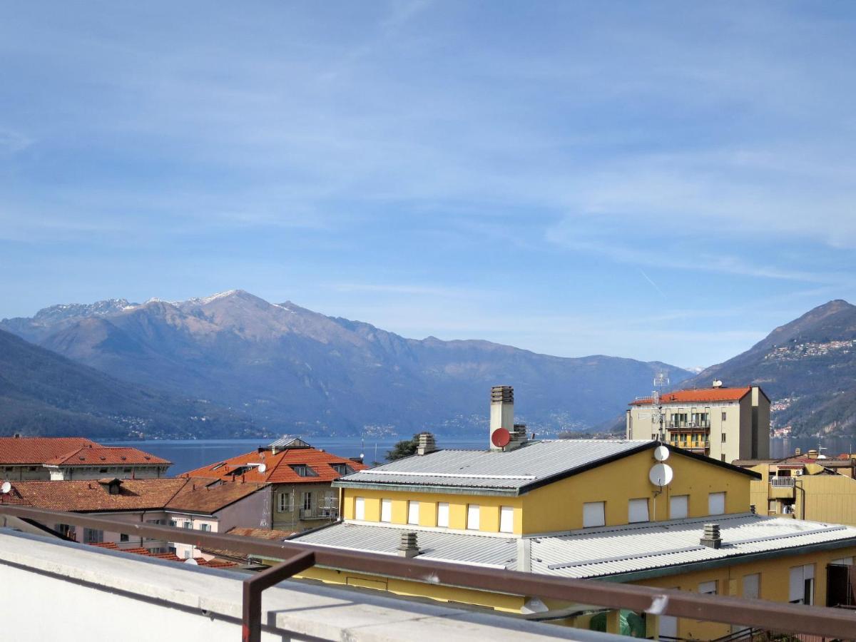 Locazione Turistica Ferragosto Appartement Luino Buitenkant foto